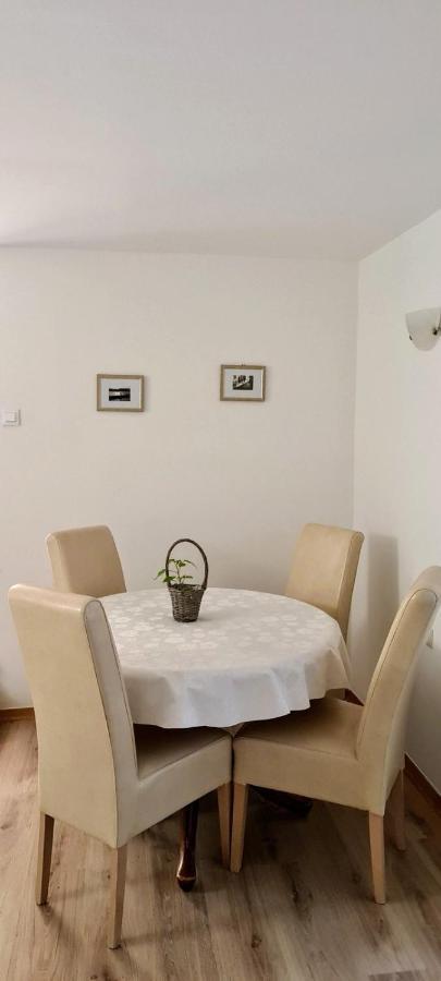 Apartment Mira Baška Eksteriør billede