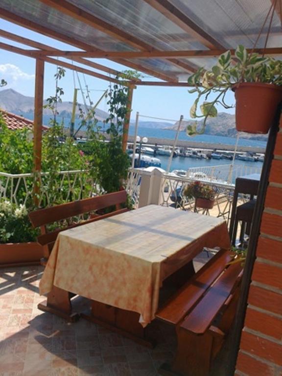 Apartment Mira Baška Eksteriør billede